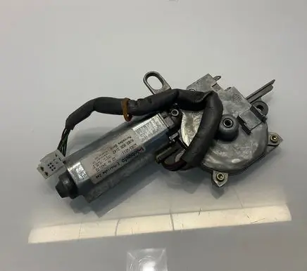 Mercedes-Benz E W211 Sunroof motor/actuator A2038203142 94917D W203W211