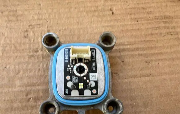Nissan Juke II F16 LED ballast control module 