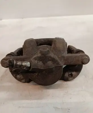 BMW 1 E81 E87 Front brake caliper 9075
