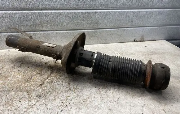 Volkswagen Golf IV Front shock absorber/damper 1J0413031CH