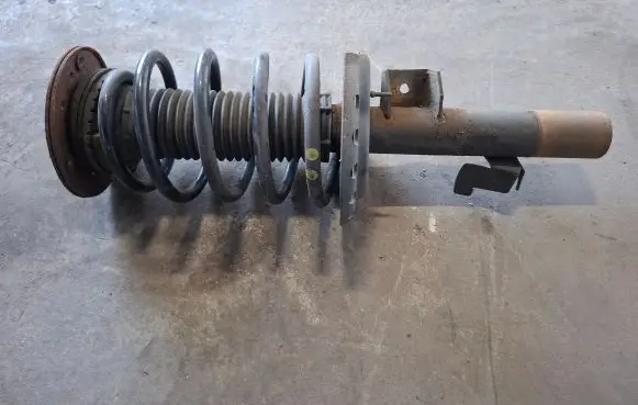 Volvo XC70 Front shock absorber with coil spring 31262149 7G9118K001NAF