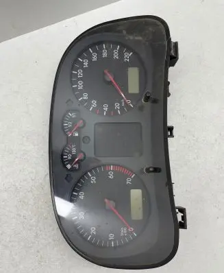 Volkswagen Golf IV Speedometer (instrument cluster) 1J0920802 0263618030 1110159502