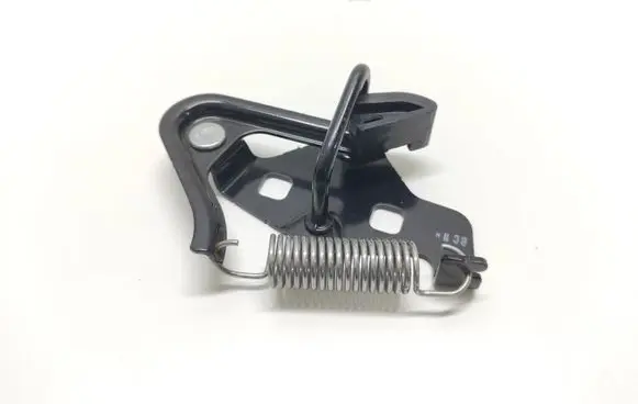 Ford Mustang VI Loading door lock loop/hook striker 6354404B12
