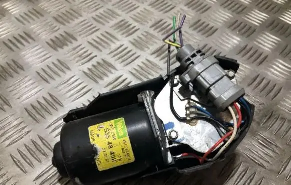 Renault Megane I Wiper motor 53548402