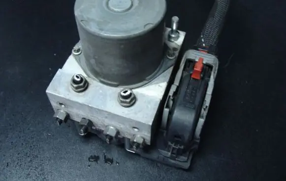 Audi A6 S6 C6 4F ABS Pump 4F0614517P