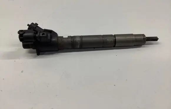 Volvo V70 Fuel injector 0445116046