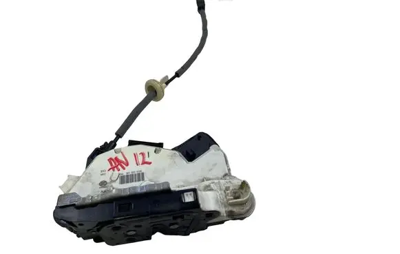 Volkswagen PASSAT B8 Coupe door lock (next to the handle) 5K1837015E
