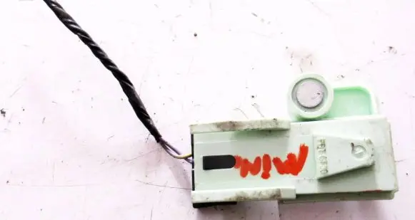 Mini One - Cooper Coupe R56 Airbag deployment crash/impact sensor 9118168