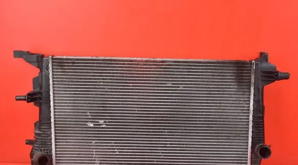 Renault Megane III Coolant radiator