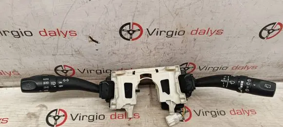 Wiper turn signal indicator stalk/switch