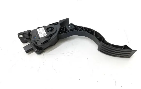 Volvo V40 Accelerator throttle pedal 31280595 6PV01036822