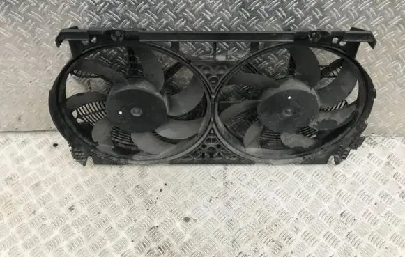 Renault Espace III Radiator cooling fan shroud