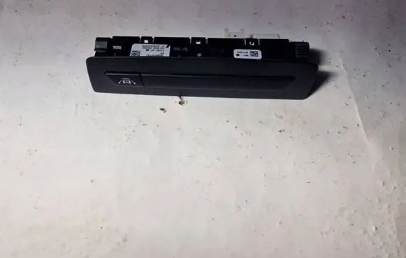 BMW 4 F36 Gran coupe Other switches/knobs/shifts 9268476 11419110 901208830002
