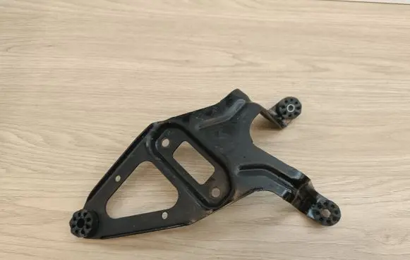 BMW X5 E70 ABS pump bracket 734G06