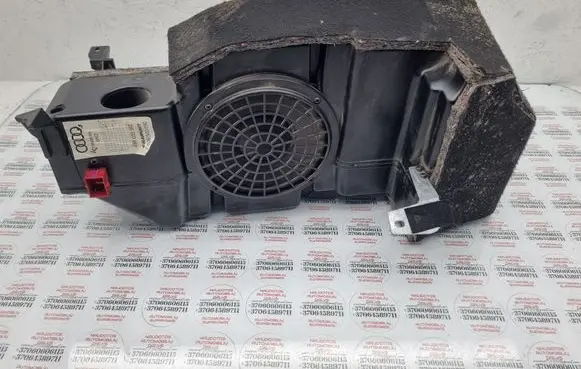 Audi A6 S6 C5 4B Subwoofer speaker 4B9035382