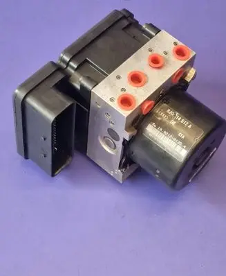 Audi TT TTS Mk2 ABS Pump 8J0614517A 10096103043