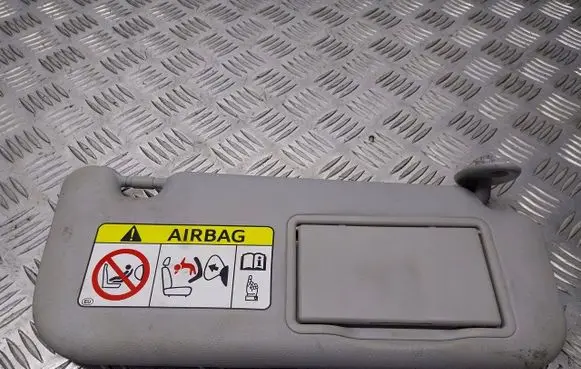Toyota Auris E180 Centre console side trim front 