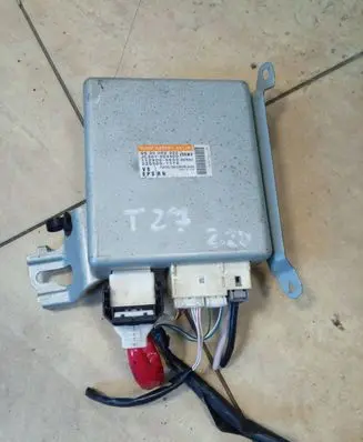 Toyota Avensis T270 Power steering control unit/module 8965005130 JL501004400 6900002322