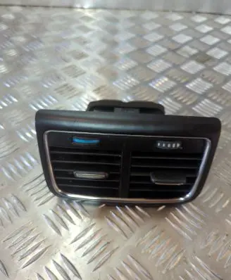 Audi A5 8T 8F Rear air vent grill 8K0819203D