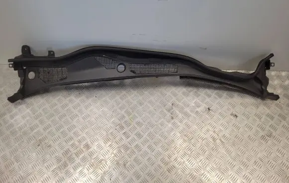 Lexus GS 300 350 430 450H Wiper trim 5570830100