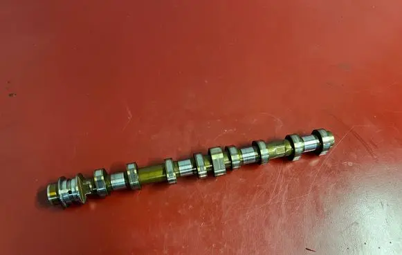 BMW X3 F25 Camshaft 7616468 7616470 11317616468