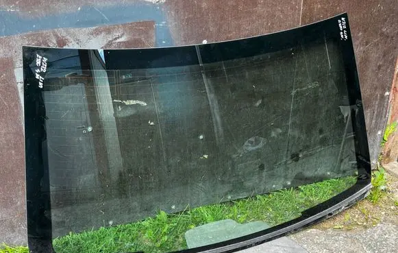 Mercedes-Benz E W212 Rear windscreen/windshield window 