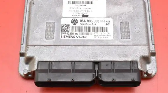 Seat Altea XL Engine control unit/module ECU 06A906033FH