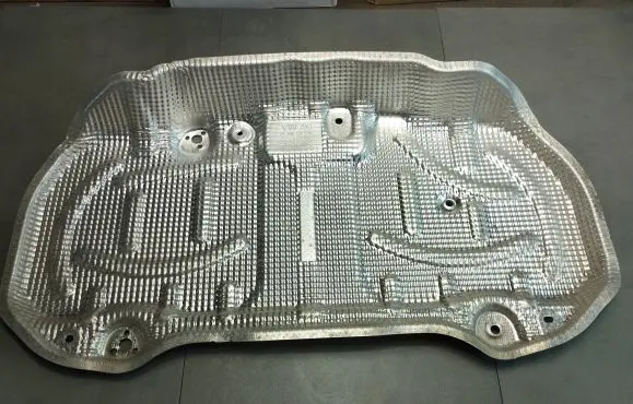 Volkswagen Golf VII Heat shield in engine bay 5Q0825701L