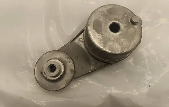 Chrysler Pacifica Alternator belt tensioner 04627533AC