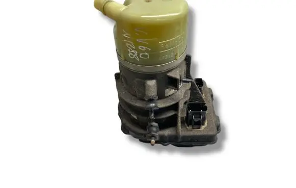 Volvo V60 Power steering pump 31329145