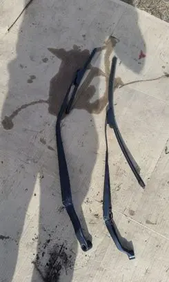 Mazda 2 Windshield/front glass wiper blade GM9E67421