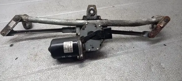 Volkswagen Golf IV Front wiper linkage 