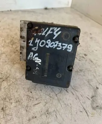 Volkswagen Golf IV ABS Pump 1J0907379AG
