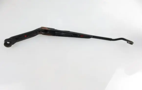 Toyota RAV 4 (XA10) Front wiper blade arm