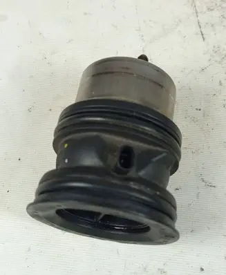 Thermostat/thermostat housing