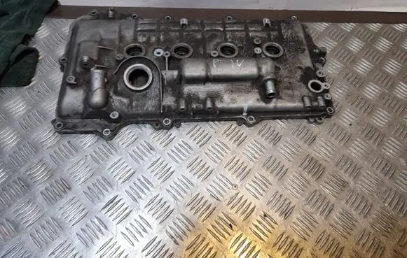 Toyota Prius (XW30) Rocker cam cover 