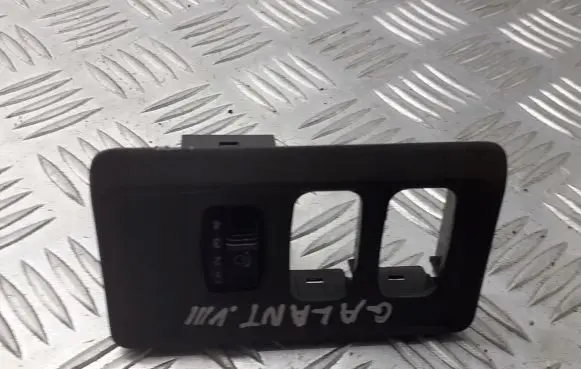 Mitsubishi Galant Light relay MR270599