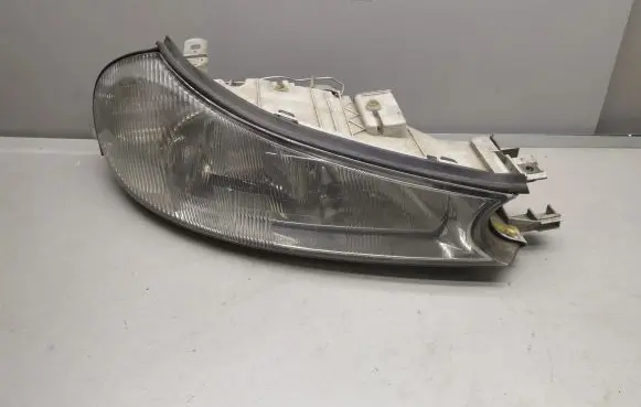 Ford Mondeo MK II Headlight/headlamp 0301098202 96BG13K060AA