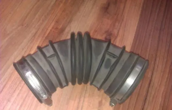 Ford Ka Air intake hose/pipe 97kb9c623ac