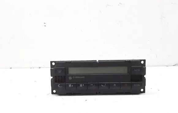 Volkswagen PASSAT B5.5 Climate control unit