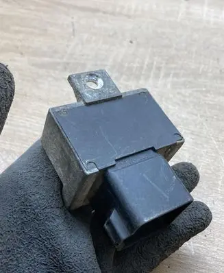 Nissan Primera Glow plug pre-heat relay 7700115078