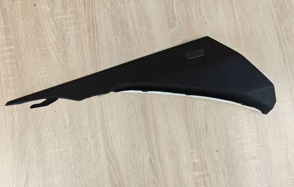 BMW 8 G16 (D)pillar trim (top) 7470687