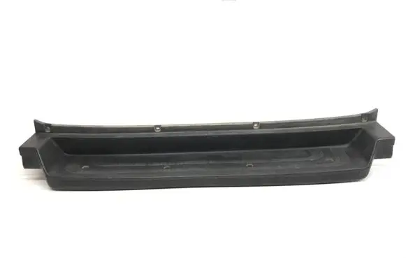 Volkswagen Crafter Rear sill (body part) 7C0807983