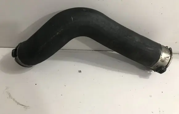BMW 5 F10 F11 Intercooler hose/pipe 7810615
