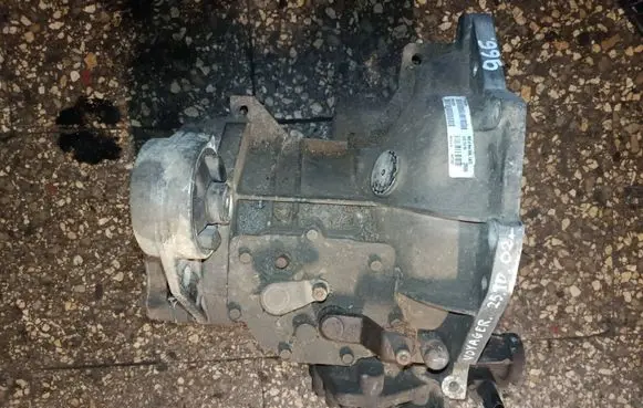 Chrysler Voyager Manual 5 speed gearbox P04641922AB