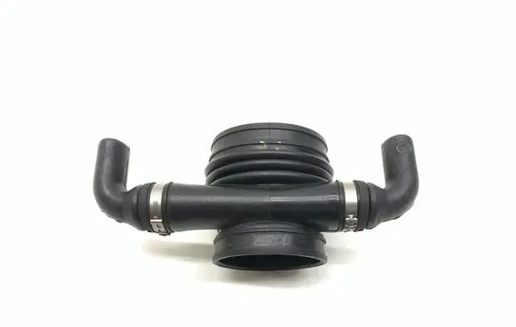 Maserati Quattroporte Air intake duct part 215889