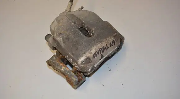 BMW 5 E39 Front brake caliper