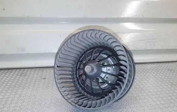 Ford Mondeo MK IV Heater fan/blower 7G9T18456CA