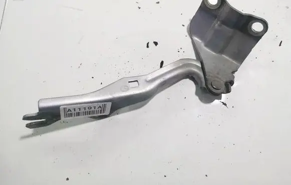 Mazda 6 Engine bonnet/hood hinges 