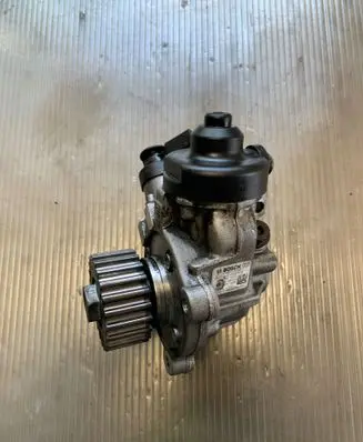 Audi A5 Sportback 8TA Fuel injection high pressure pump 0445010537 04L130755D BPY1525